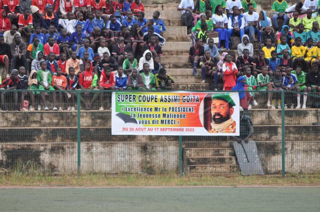 PresidenceMali's tweet image. Sous la présidence du ministre de la Jeunesse et des Sports, Chargé de l’Instruction Civique et de la Construction Citoyenne, M. Mossa Ag Attaher, a eu lieu, ce Samedi, le lancement de la super coupe Col Assimi Goita, au stade Mamadou Konaté de Bamako.
