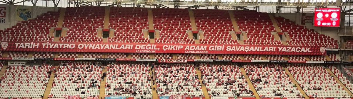 Herkes Unutur 07 Unutmaz!
Tiyatroyla değil, sahada ve tribünde savaşarak!
🦂Tebrikler Takım!🦂