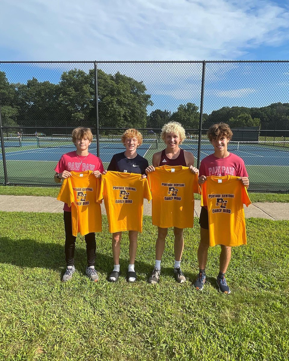 aiden3moore's tweet photo. Alway fun running with these guys! #Project131 top 25! https://t.co/UPKDHdzeRN