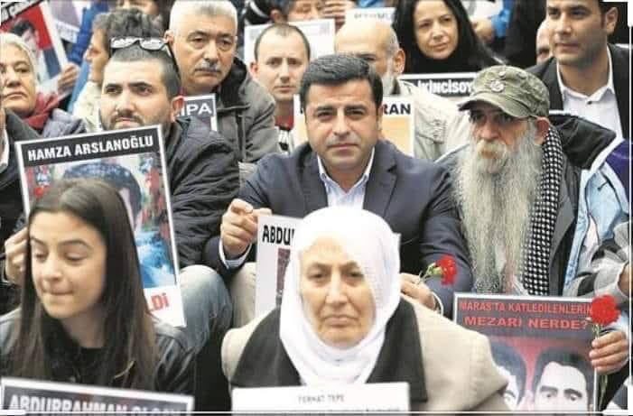 00:00
Selahattin Demirtaş'ı 
Serbest bırakın 
.<a href="/hdpdemirtas/">Selahattin Demirtaş</a>