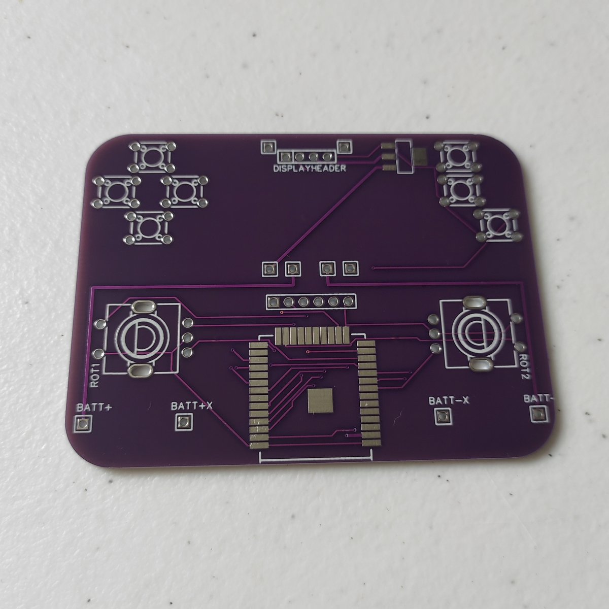 mntlbrdn's tweet photo. Now I just need to design a case and write some terrible code... The rotary encoder and battery placement feels great. #esp32 #grbl #microfab https://t.co/VxmzzKb2lJ