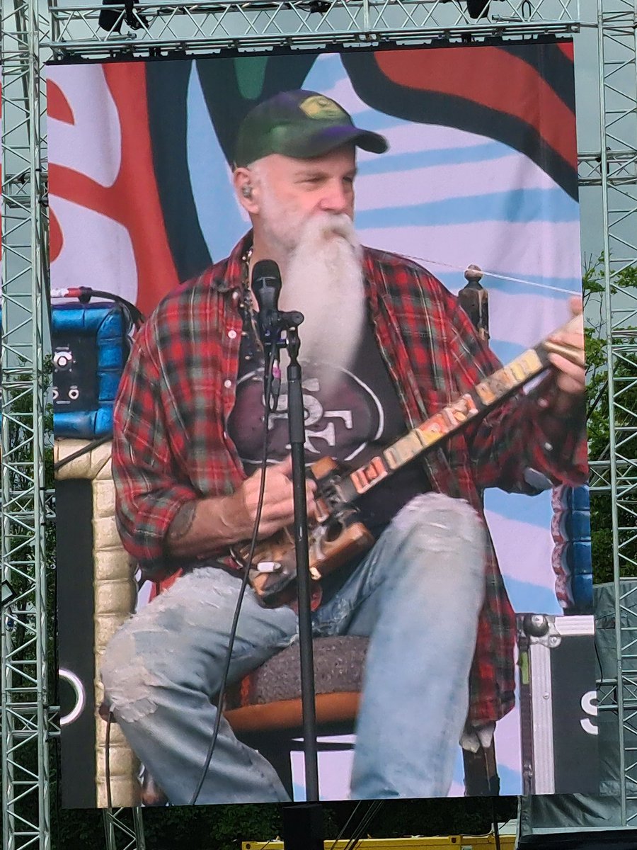 richardcommon's tweet photo. Fantastic stuff ! #seasick #hardwicklive #music #seasicksteve #gigs https://t.co/ozYfy8pAUM