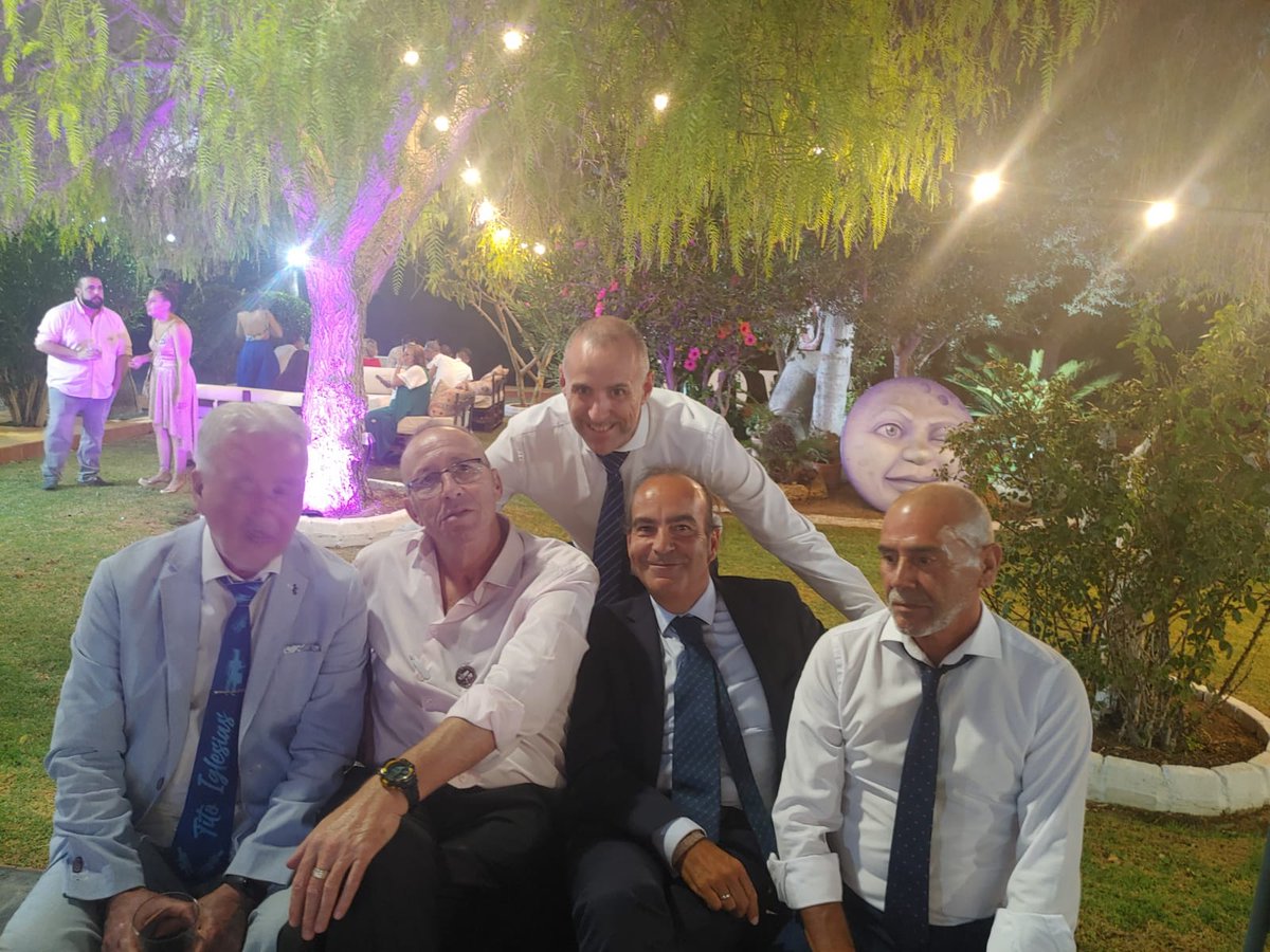 Manuel Camacho tweet media