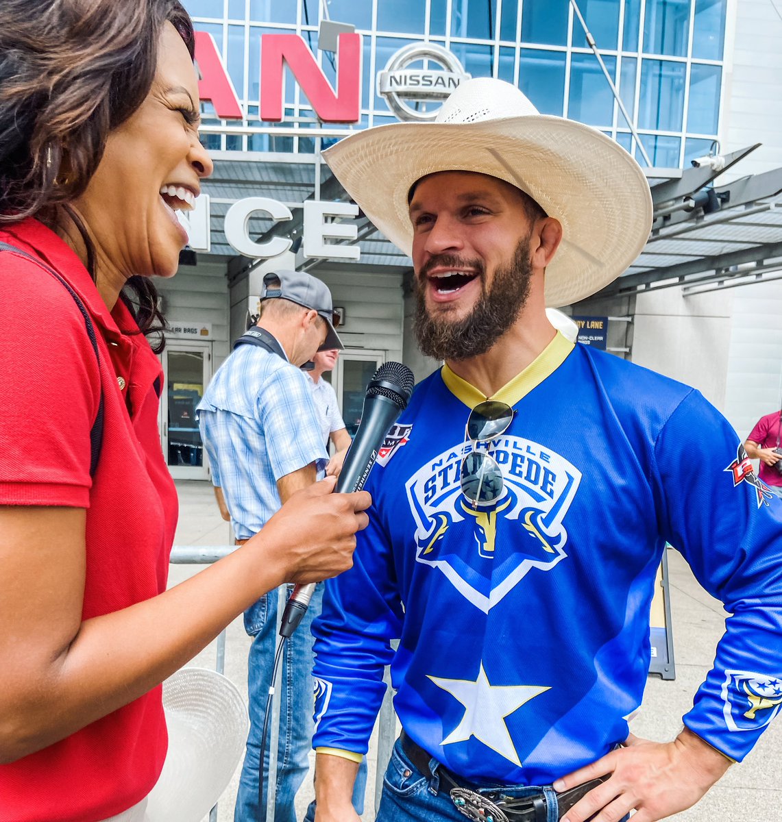 CRACKING UP!🤣So much fun with MMA fighter @DustinOrtizMMA now turning @pbr bull rider w/ the #NasvilleStampede 🔥🐂 It’s #StampedeDays in Nashville! Stay tuned to PBR Now every week! @Cowboy_Channel #FLSMedia #nashville #pbr #pbrteams @InsidePBRPR @MMAFighting