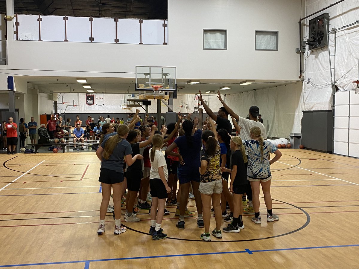 KCDreamBBall's tweet photo. Great day of tryouts! #WeAreDream https://t.co/3BkNCLcB7i