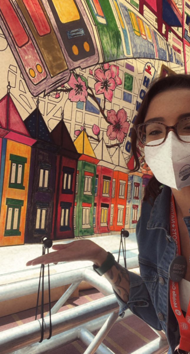 naturaliegifted's tweet photo. Thank you @Netroots_Nation for hosting a space for progressives and giving us ways to learn more about what we do and how to be better organizers that uplift our communities + shoutout to @DCVote for this incredible collaborative mural #FirstTimer #NN22 https://t.co/DRqbtGY5fc