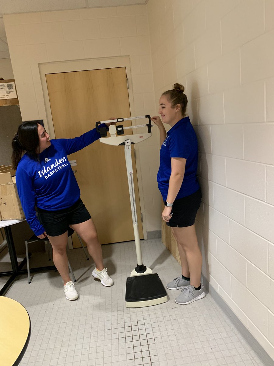 Islanders Athletic Training tweet media