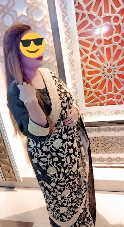 Hu_Da05's tweet photo. نہیں کرتے شریک تیرے__
 خیال میں کسی کو __🥀
ہم تیرے خیال کا بھی بہت خیال کرتے ہیں__ https://t.co/bFLfVpgpJ3