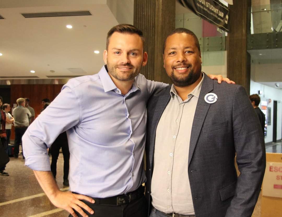 RT <a href="/PaulPlamondon/">Paul St-Pierre Plamondon</a>: Je suis très fier d'accueillir dans l'équipe du PQ <a href="/SFogaing/">Stephan Fogaing</a>, un talentueux spécialiste en aérospatiale qui travaille en développement économique. Fier Québécois d'origine camerounaise, il s'engage pour la cause. Une autre candidature …