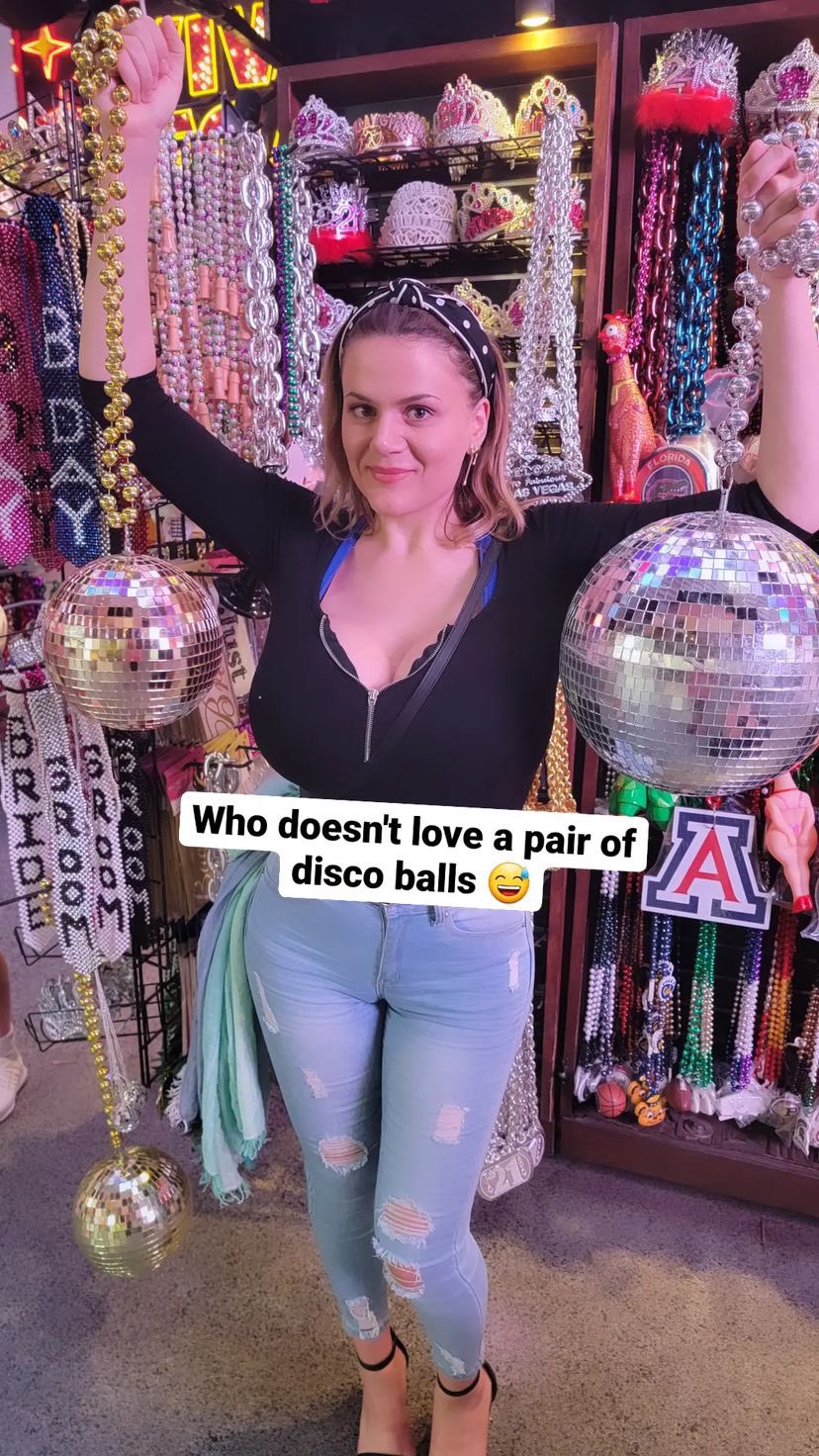 TW Pornstars - Jazmyne Day. Twitter. 🪩 🪩😜. 9:30 PM - 20 Aug 2022