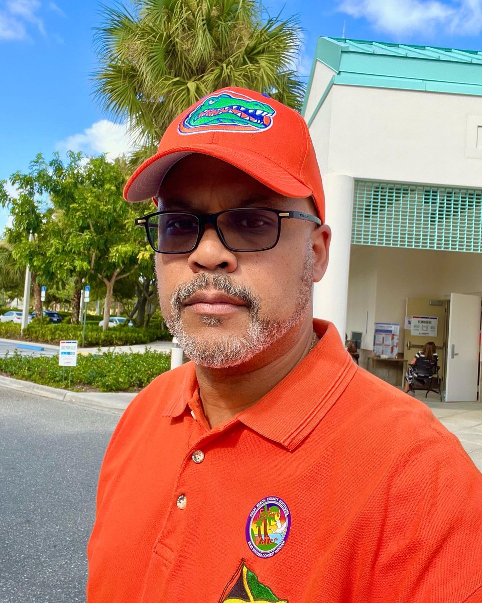 JLWLaw's tweet photo. If you don’t vote, don’t complain! Early vote casted. #EveryVoteMatters #EveryVoteCounts #DontVoteDontComplain #MyVoteMyVoice #GoGators https://t.co/3eg9EwMLZ9