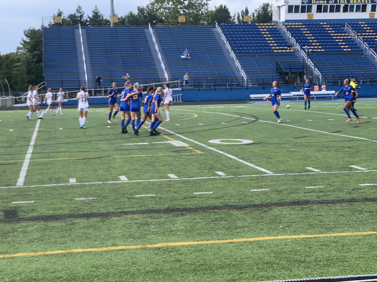 clubohionorth's tweet photo. π¨OUFC SELECT U12G had fun today supporting @olentangywsoc22 as Ball Girls. Braves win 7-0 over Berea! β½οΈπ₯ #WeAreOUFC #OneClubOneCommunity #AttitudeAndEffort #CharacterCommitmentCommunity https://t.co/YO1AZb03v4