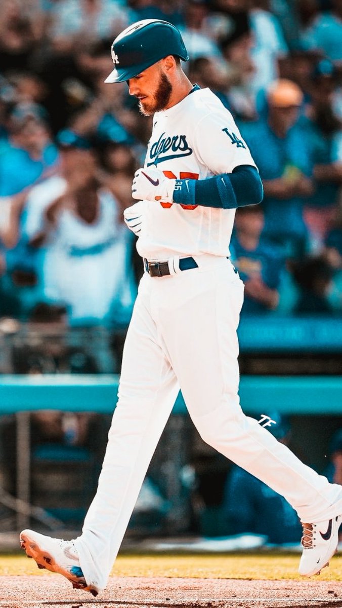 tf_sportedit's tweet photo. LA Dodgers | Wallpaper
Requested by: @YagamiiiX
#MLB #Dodgers #WinForWin https://t.co/M7lYerKDrZ