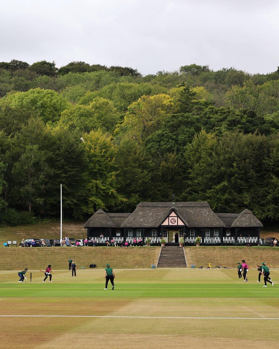 MarikoHill's tweet photo. How beautiful is this ground?! Great to be back with the @fairbreakglobal fam #Wormsley @wormsleycricket https://t.co/2FaTQcXvZQ