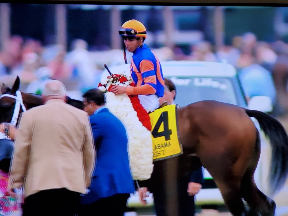 jlvgjockey's tweet photo. SUPERSTAR "NEST" ALABAMA STAKES G1
Parciales lentos✅️
Afuera de la velocidad✅️
Tremenda aceleración final✅️
"Turn of foot"
SECRET OATH no tuvo excusa, carrera a su estilo, corrio a escasos cpos de Nest, no pudo, mejor que el resto.
@iradortiz
#Pletcherracing https://t.co/R8mzMRVcda