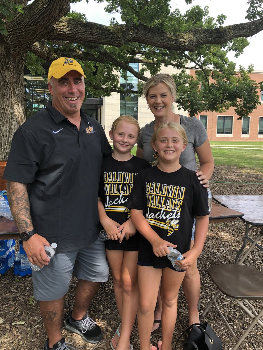 CoachHilvert's tweet photo. What a great day! The Jacket Backers put on a great picnic in the North Quad! Thank U! The young men of BW brought school supplies to help Church Ministries! What a kind act to give back to the Berea Community! #BWFBFamily https://t.co/D7AJeVEtYR