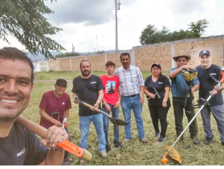 ChavaRamirezM's tweet photo. Morelia cada año es más calurosa, la calidad del aire es menos limpia.  Cuidar nuestras áreas verdes y reforestar es responsabilidad de todos.  

El próximo fin de semana tendremos otra reforestación, sumate.  #Amigos.Org 💪🌎🌳 #ChavaRamirez 🤓 https://t.co/Jdsl7qpHIG