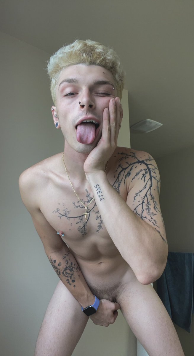 So do I get a cute award? 🥺

#gay #nsfw #twinks #gayporn #gayboy #gaytwink #gayteen