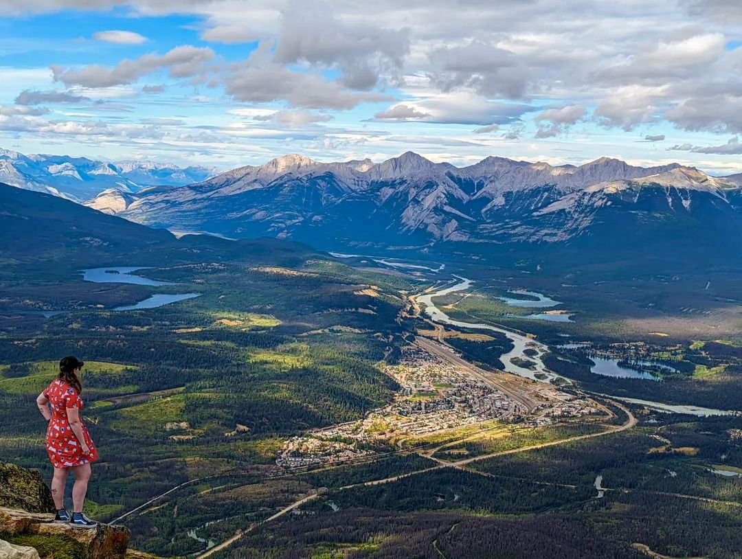 JasperSkyTram's tweet photo. 5 iconic Jasper lakes are captured in this photo - can you name them all?
๐ธIG: caffeinated.maddy
.
.
.
#lakeedith #lakeanette #lacbeauvert #pyramidlake #patricialake #jasperlakes #jaspernationalpark #explorejasper #explorealberta #whererockies #finditliveit https://t.co/a0XGqiJtU8