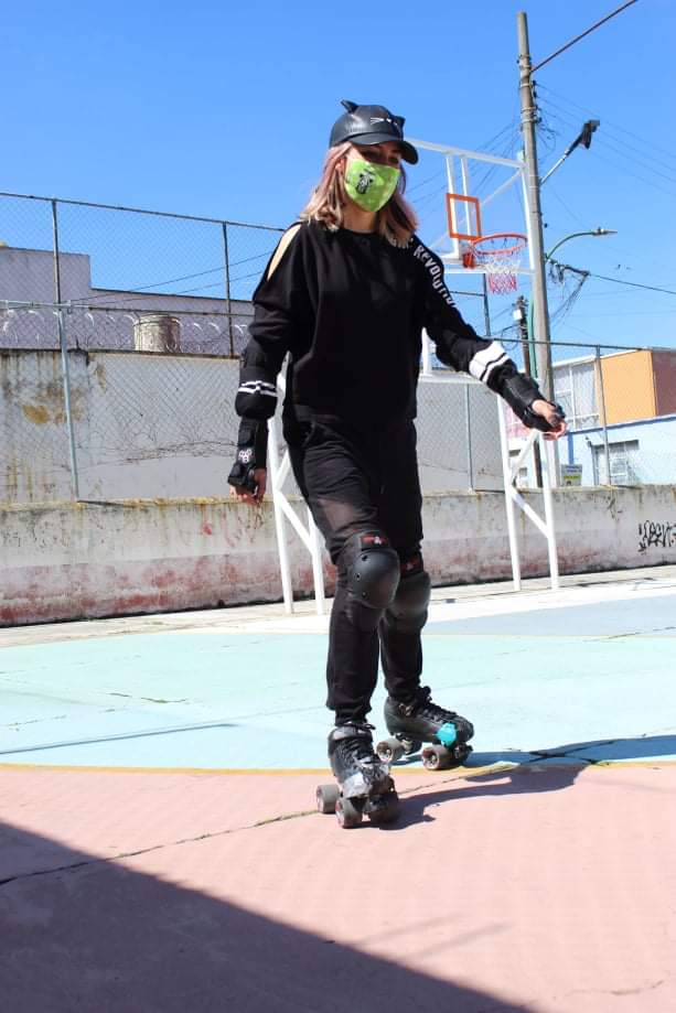 AtomicasRD's tweet photo. 🛼 💚 #KBOOM! KIIV
#AtómicasRD ¡ESTAMOS DE VUELTA! #SoyAtómica  #RollerDerby #DerbySisters  #RollerDerby #DerbyGirl #AmoPatinar #SkateLikeAGirl #HazDeporte #ÚneteAlPack #DíaDeLasMadres #Toluca #RollerDerbySavedMySoul #RollerGirls #RDEM https://t.co/2SW8fQwXr3