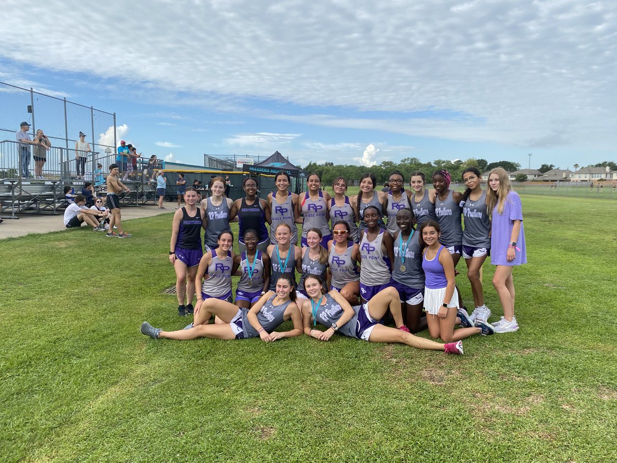 RPHS_GirlsXC's tweet photo. Great run!! ⁦@RPHS_Panthers⁩ ⁦@RGAPMobileLive⁩ ⁦@FBISDAthletics⁩ #runasone https://t.co/1wm98PCrrF