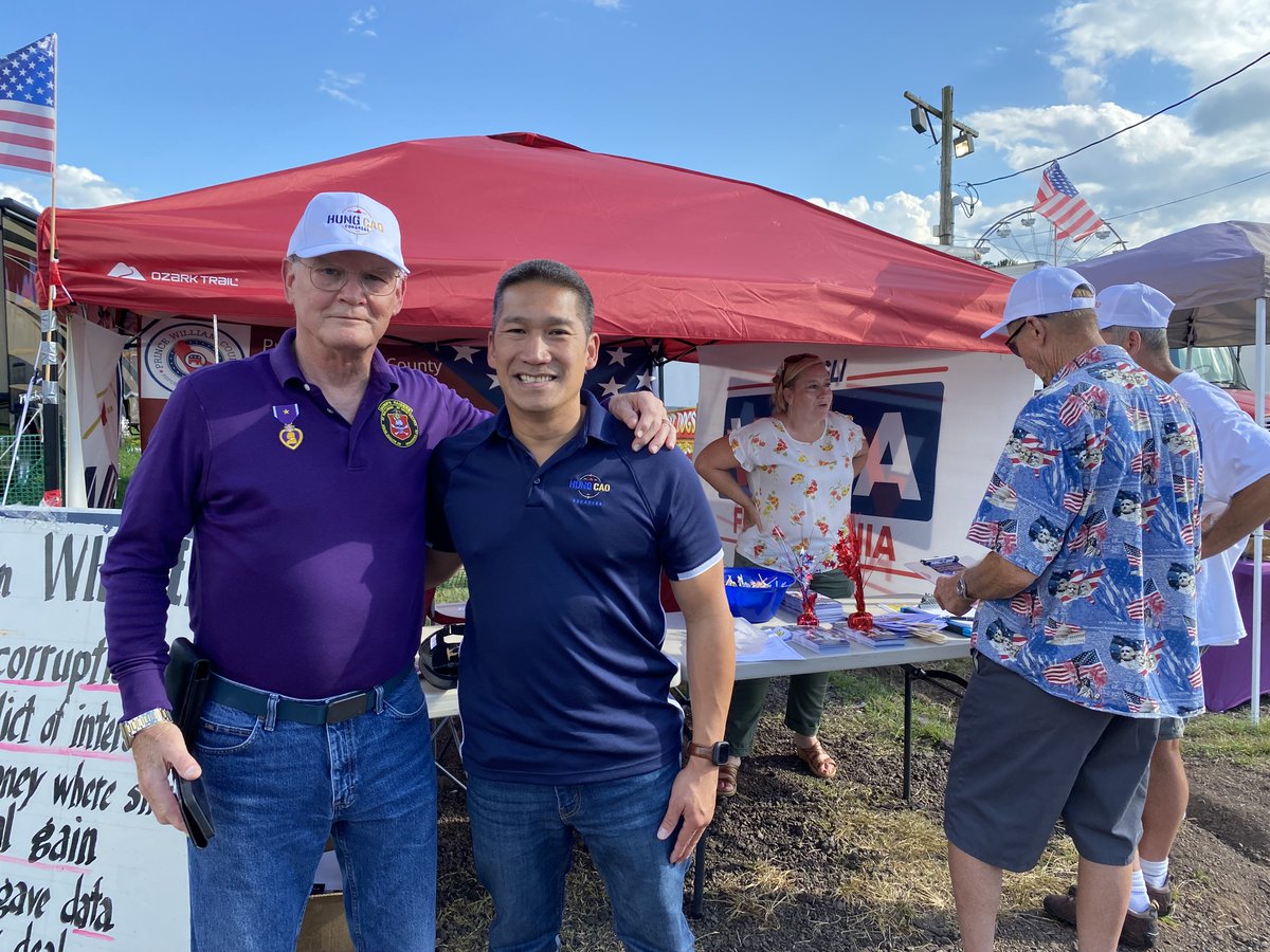 HungCao_VA's tweet photo. A great day for some fun at the Prince William County Fair! In speaking with voters, one thing is clear- #VA10 is sick of DC politics as usual.

Vote for common-sense this Fall! #CaoForCongress https://t.co/eC99B6F0Qi