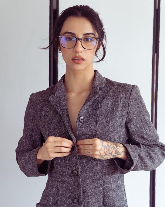 Juegas conmigo???♟💕 https://t.co/EmmP8Xhzjr<a href="/tag/uclfinal"class="tags"><span>#uclfinal</span></a><a href="/tag/vamosblues"class="tags"><span>#vamosblues</span></a>