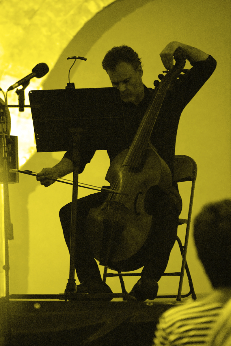 JMDoradoFaces's tweet photo. Pedro Reula #losmusicosdesualteza #violadegamba #conciertos #muver #Zaragoza #summernights #summerinthecity #music #livemusic #ancientmusic #renaissance #baroque #historicallyinformedperformance #blackandwhitephotography #bnwphotography #noflash #grainisgood #portraitphotography https://t.co/cJXXdueyaD