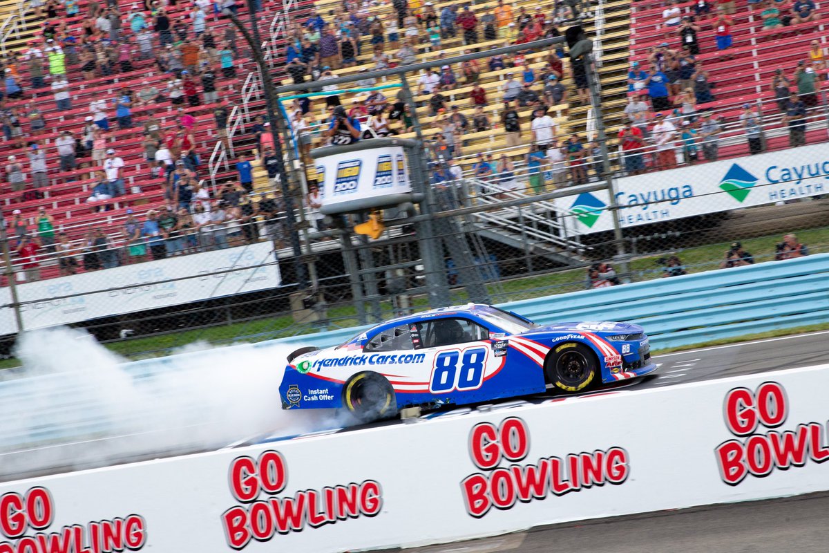 samdraiss's tweet photo. .@KyleLarsonRacin wins the #NASCAR #SunocoGoRewards200 @WGI @ThePodiumFinish https://t.co/ooiWlj5dUM
