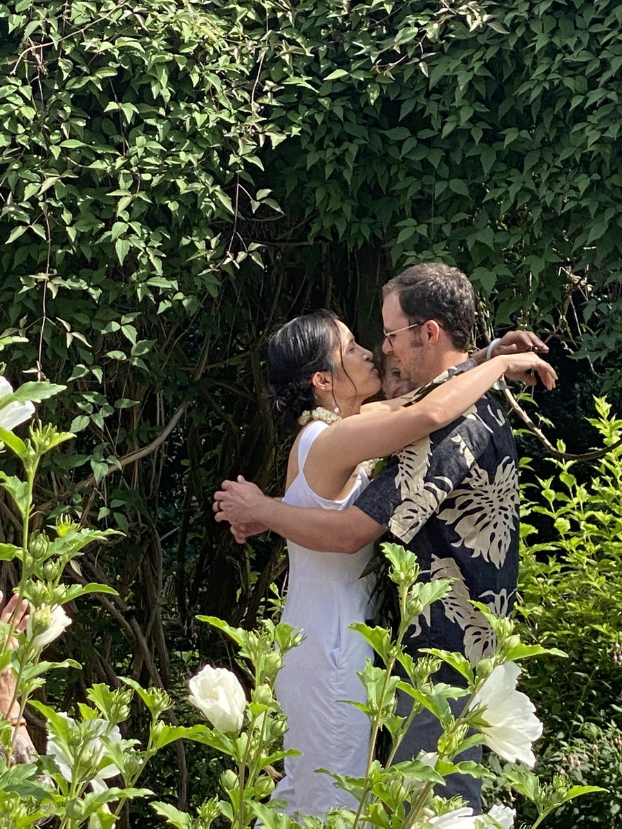 So fun to celebrate <a href="/WASHUBears/">WashU Bears</a> <a href="/WashUBasketball/">WashU Basketball</a> tonight in Portland! #gobears