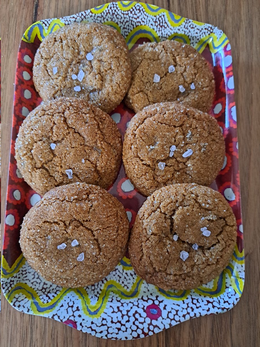 OMG these cookies are divine <a href="/NotQuiteNigella/">NotQuiteNigella</a>. So spicy, gingery &amp; delicious! 😋
notquitenigella.com/2022/08/15/mol…