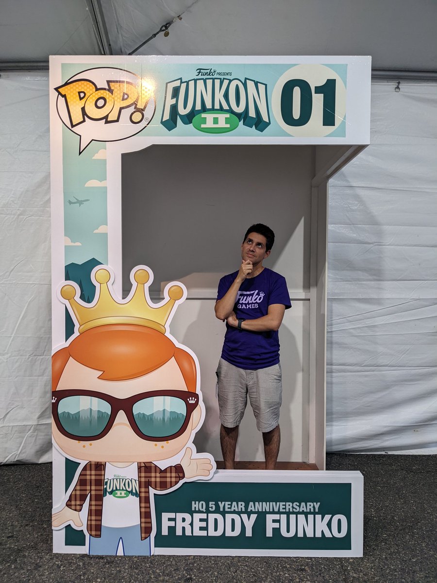 RomoLouie's tweet image. Had a great day working at Funko HQ for #funkon2022! Even managed to get a few figures at the end of the day.