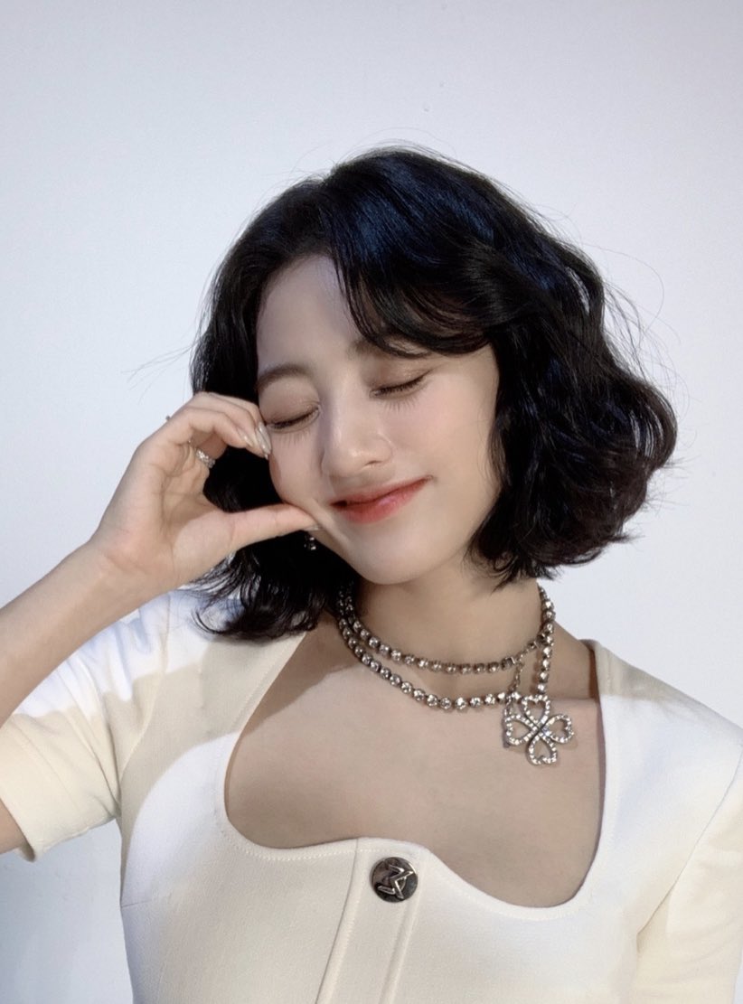 pjhyopics's tweet photo. prettiest #JIHYO https://t.co/cisEbaoVcB