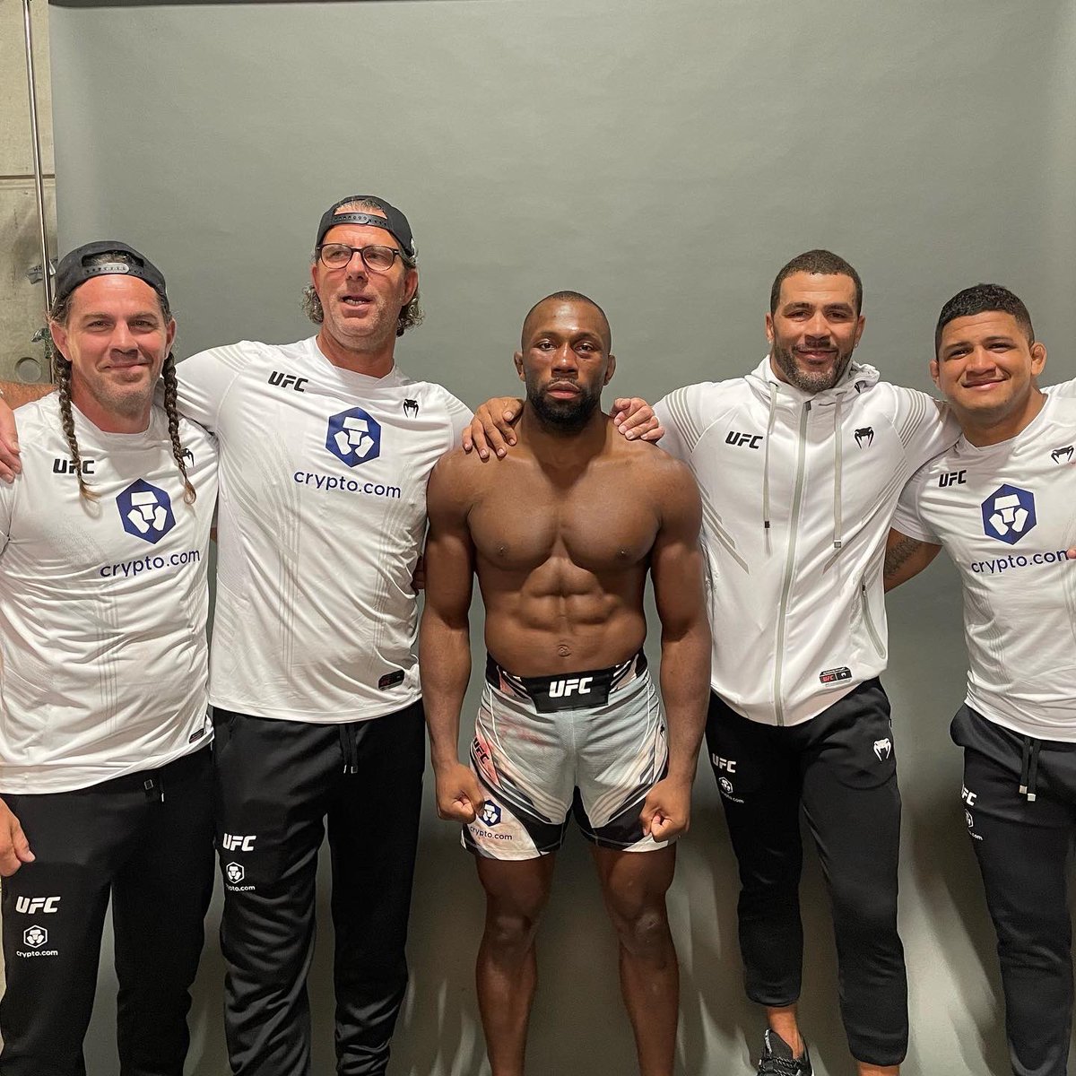 LoosaAnge's tweet photo. Job done @ufc 278 

Thank you all ❤️
#ufc278 https://t.co/S84EH55YSr