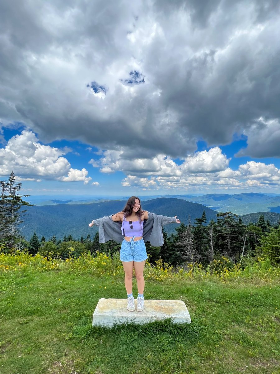 GabbyMaresco's tweet photo. Some pics of me on my Vermont Adventure from this past week! Hiking Mt. Equinox, Peach picking, AV driving, &amp; fresh water pond swimming was great fun! #vermont #summervacation #summer #travel https://t.co/5xFJ34cgsF