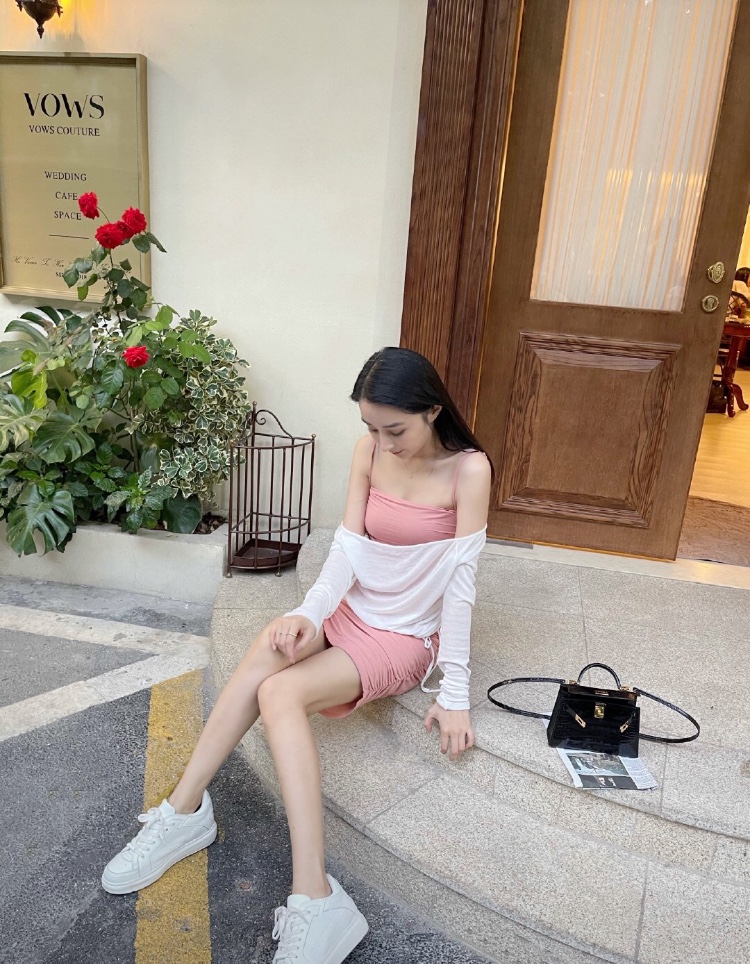 annie91991's tweet photo. Enjoy weekend fun and wake up to the sun every day with a dream in your heart. https://t.co/c91Z8lPoAo