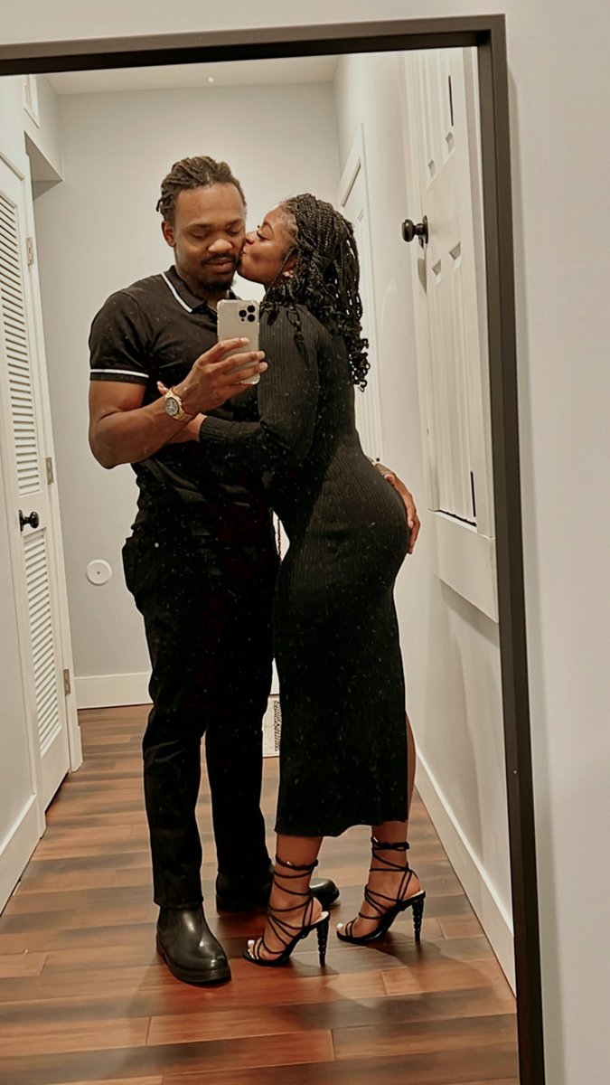 Persephone_319's tweet photo. Black Love 🖤 https://t.co/8BAcqhJgGS