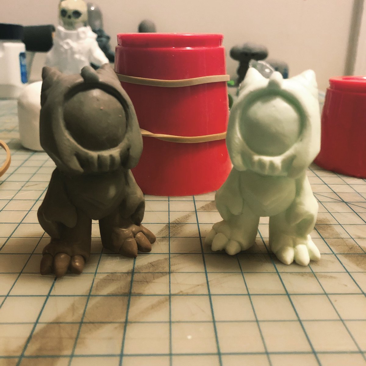 coreyfieldsart's tweet photo. Sculpted this mini cyclops monster and the first casting came out great!  More coming soon!

#toys #arttoys #toyart #sculpture #sculpting #sketch #monsterart #monsters #monstertoy https://t.co/x2Q6JTqSbi