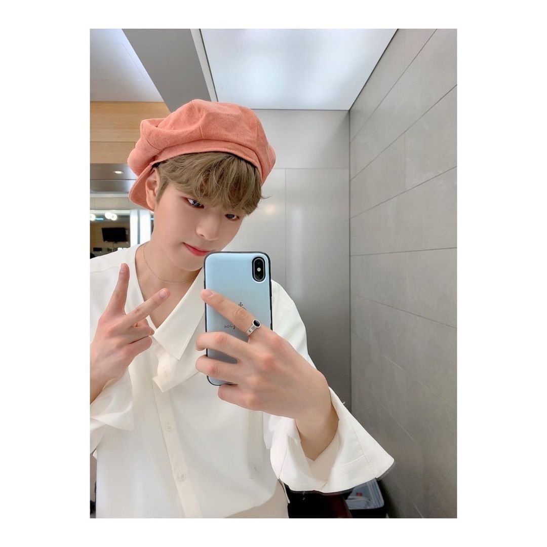 Kiddz_twt's tweet photo. Creo que podría vivir a base de escuchar el #90sPopStream porque debo confesar que caí completamente enamorado of my #ℙopㅡ𝐀ttenti𝑜n. ¿Y cómo no iba a hacerlo? Si las voces de éstas niñas son simplemente increíbles. ♡
강아지 𝚋𝚞𝚗—𝐜𝐚𝐭 #𝚔𔘓𝚍𝚊 ฅ ! https://t.co/ORM0gjIVOY