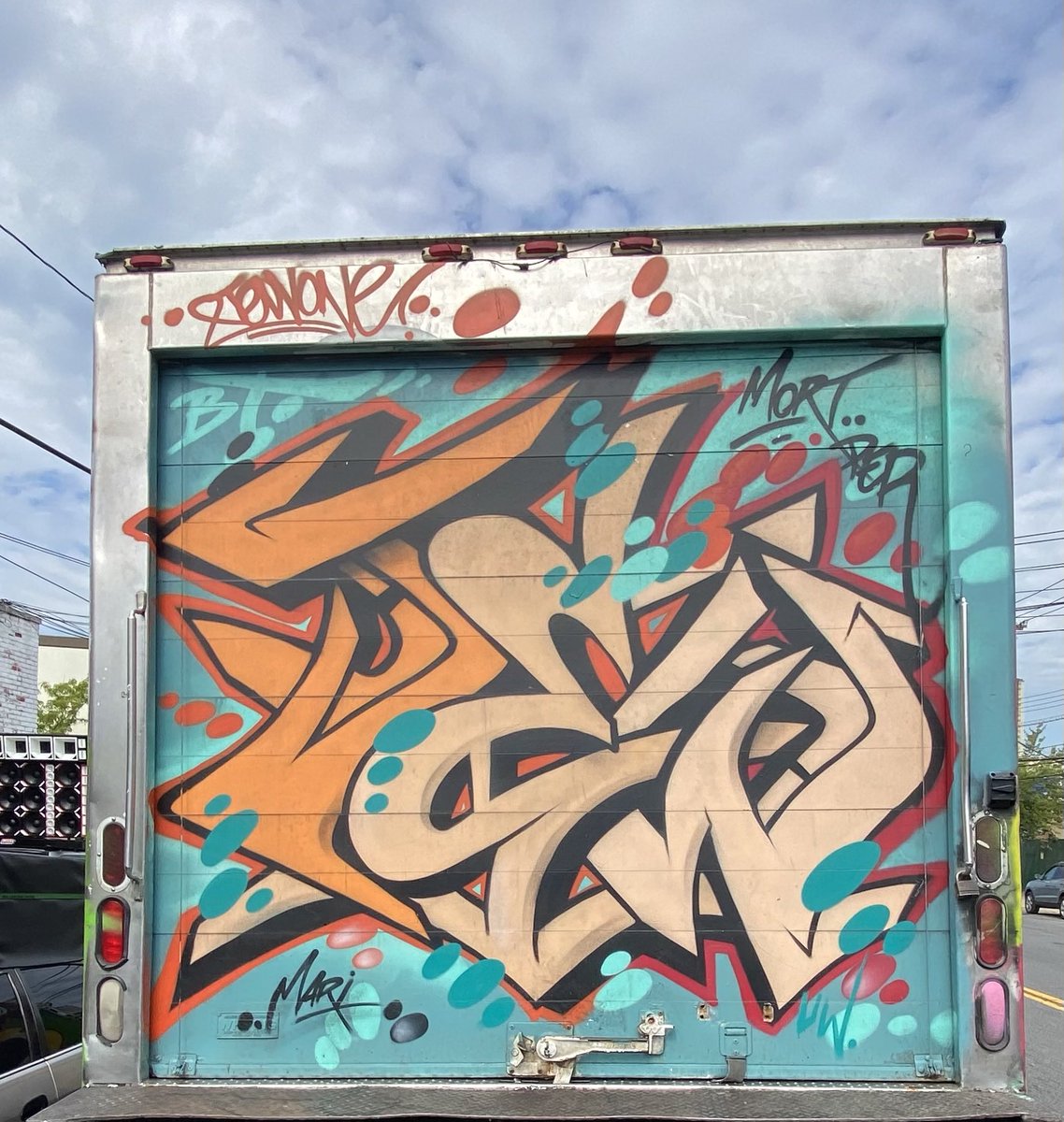 ArtsYork's tweet photo. Plaza Atlixco #Bostonrd #streetart https://t.co/BJgJGuxYPQ