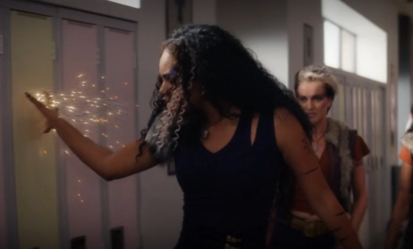 do u guys think tabby would like willa if she watched z2 and z3 #PLLOriginalSin