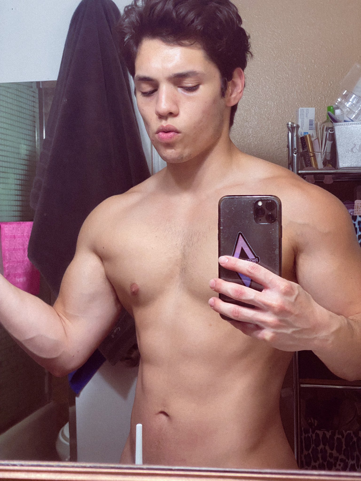 anthony-on-twitter-does-my-hair-look-good-pushed-back-or-https-t