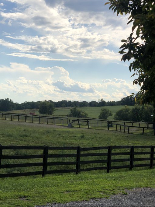 90ish today, but heat doesn&rsquo;t ruin the view! #ihaveamildcloudobsession https://t.co/ggcm601Rry<a href="/tag/ihaveamildcloudobsession"class="tags">#ihaveamildcloudobsession</a>