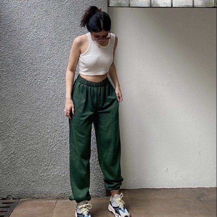 pagemeii's tweet photo. ➯ Rekomendasi celana sweatpants/jogger pants wanita di shopee 🛒ー

⤿ ☆ 4.9-5
   📎 https://t.co/9PJ9GqFyDa

⤿ ☆ 4.9-5
   📎 https://t.co/P7BCDB8BT1

⤿ ☆ 4.9-5
   📎 https://t.co/rwKC9pSygW

⤿ ☆ 4.9-5
   📎 https://t.co/TA2hURYtSM https://t.co/4Zy5GVI6L6