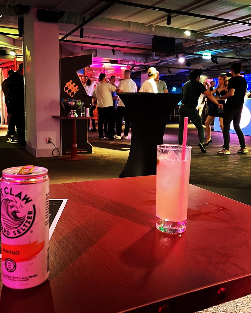 LuckstaaETH's tweet photo. What a great evening at @space_stockholm event for @CSGO 10 year anniversary. #spacegaming #spacegamingstockholm #nip #ninjasinpyjamas #get_right #legend #csgo #counterstrike #counterstrikeglobaloffensive #esport #esports #eSports #CSGO https://t.co/F1H1YrE5v8