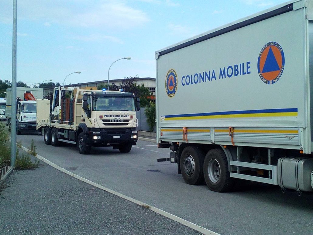 PlinioElGuapo's tweet photo. Os hablo hoy de la UME Italiana.
Las #ColonnaMobile de la #ProtezioneCivile.
Va hilo! ⬇️ https://t.co/BuuEQgRkjW
