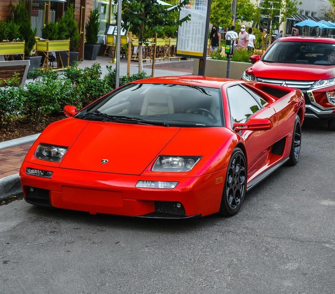 LamboCIub's tweet photo. Diablo VT 6.0 https://t.co/TQOqpFb6z4