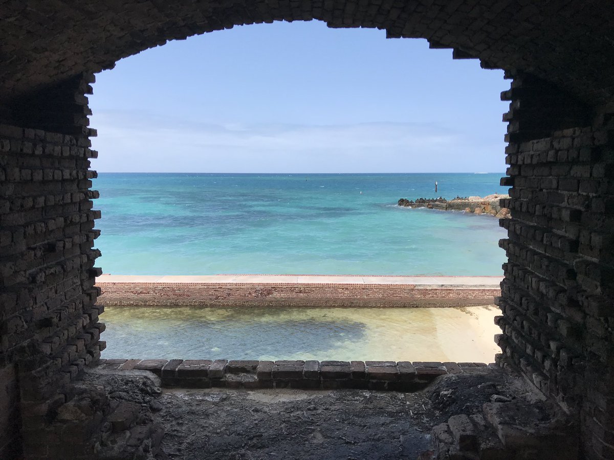 LinConspirators's tweet photo. Lot 13 in my auction is a vial of sand and some shells from Fort Jefferson, Dry Tortugas. The current bid is only $15 for these samples of the island prison that held conspirators  #DrMudd, #SamuelArnold, #MichaelOLaughlen, &amp; #EdmanSpangler: https://t.co/HRQzvrqyBX https://t.co/JjK1SwVW0K