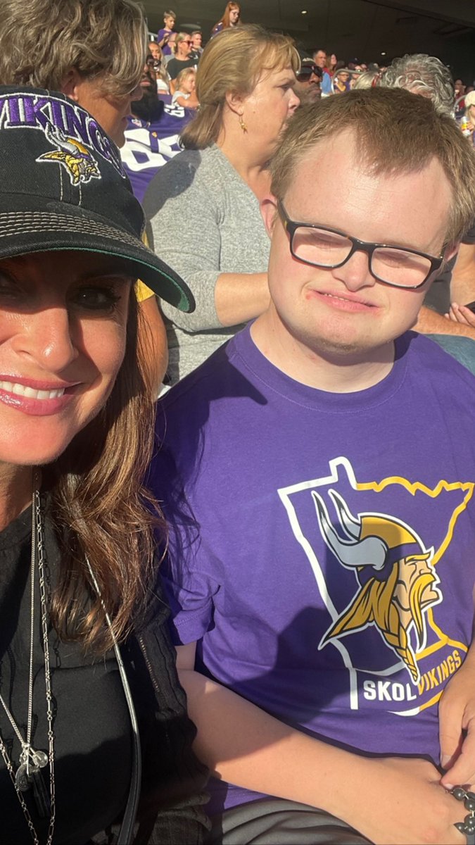 SusanLink3's tweet photo. #skol https://t.co/oJAQrnQYXG