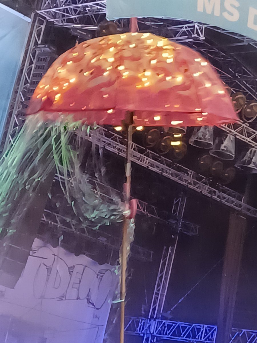 vitaminfeminin's tweet photo. Da war jemand kreativ.  #dockville #Hamburg https://t.co/SeYQj9zrUq